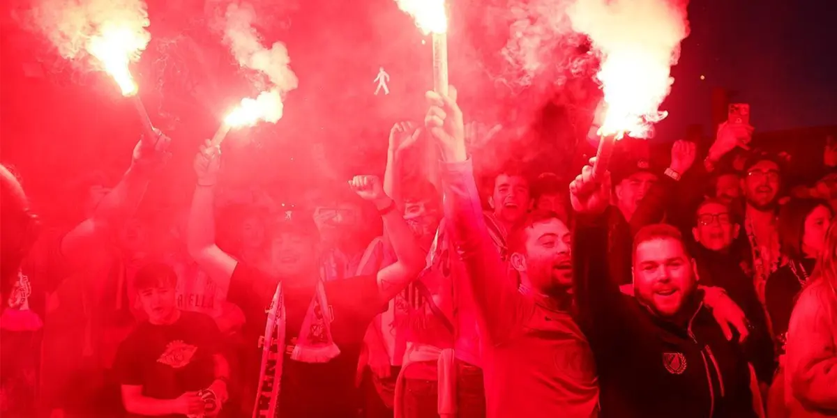 Los ultras del Atlético iniciaron un nuevo cántico para los partidos de Copa