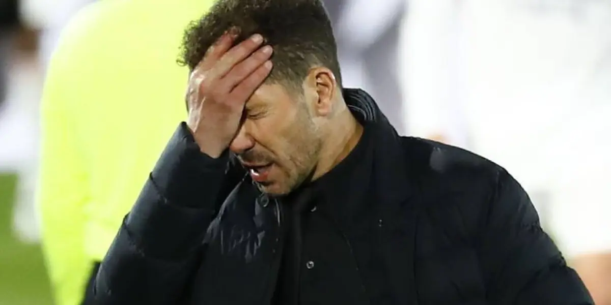 Diego Simeone se cansó del jugador y no lo tendrá más en cuenta- Sin embargo, el futbolista no se quiere ir y dificulta su salisa