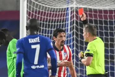 El árbitro Daniele Orsato estará presente en el encuentro del martes ante Porto y no le trae buenos recuerdos al defensor de Atleti