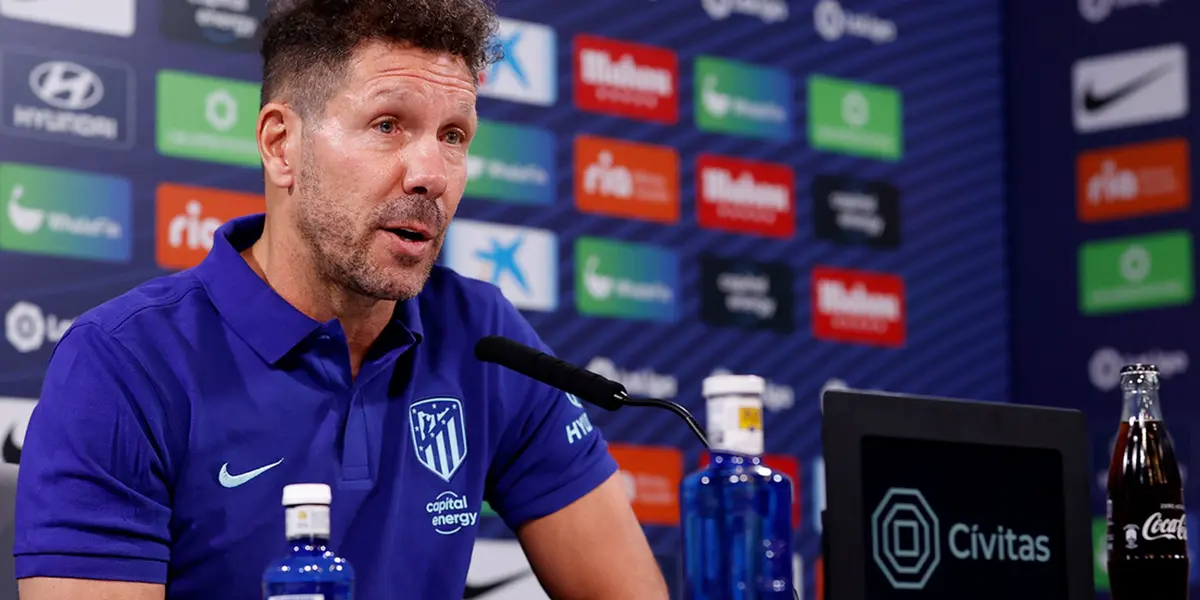 El entrenador argentino pasó por la conferencia de prensa. Habló sobre los refuerzos y salidas del plantel