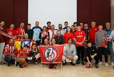 En Atléticos por el mundo tuvieron la grata sorpresa de conocer a los jugadores del conjunto rojiblanco en la previa del partido ante Betis